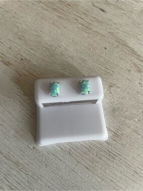 Opal 925 Sterling Silver Oval Stud Earrings - Aqua